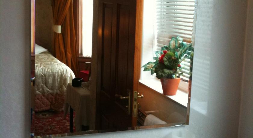 Almond House B&B Edinburgh Oda fotoğraf